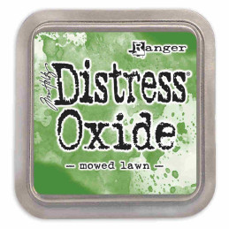 Tinta Distress Oxide Tim Holtz - mowed lawn.